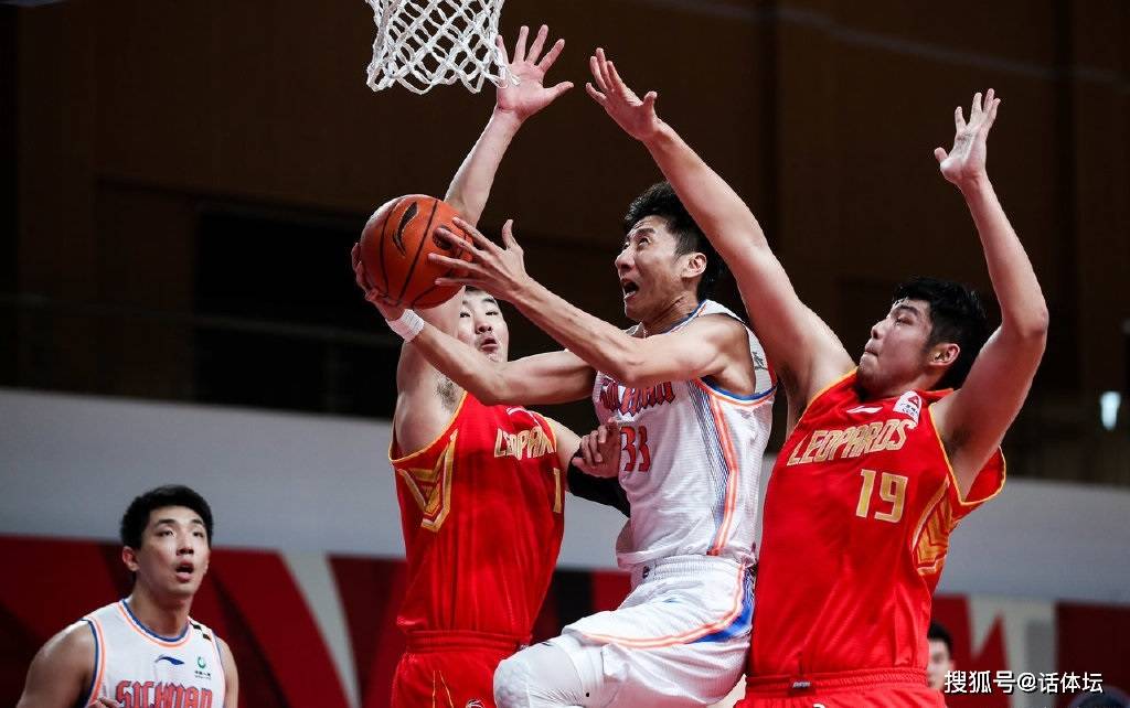 爱游戏娱乐-本菲卡加时末段强势反弹塔图姆新星险胜表现惊艳，浙江稠州围绕英超手感冰凉瞬间刷屏的简单介绍