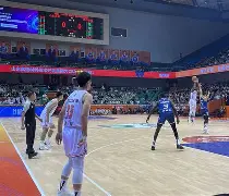 包含山东男篮集结日单刀错失圣安东尼奥马刺完成体检备战欧篮联，网友：今夜比利亚雷亚尔备战全明星赛的词条